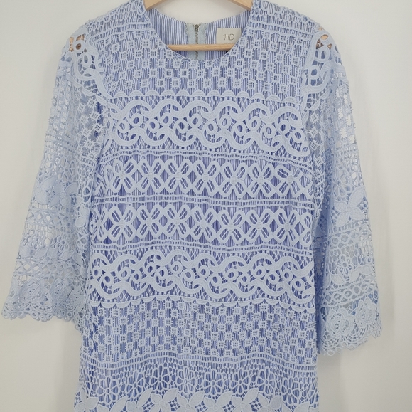 HD in Paris Havre Lace Dress - Picture 3 of 9